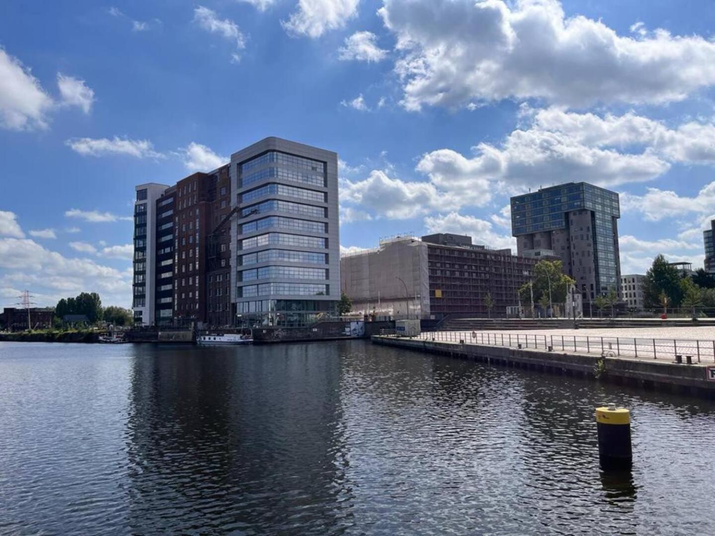 Zentral Gelegenes Premium-Apartment Mit Viel Tageslicht Hamburg-Harburg Exteriör bild