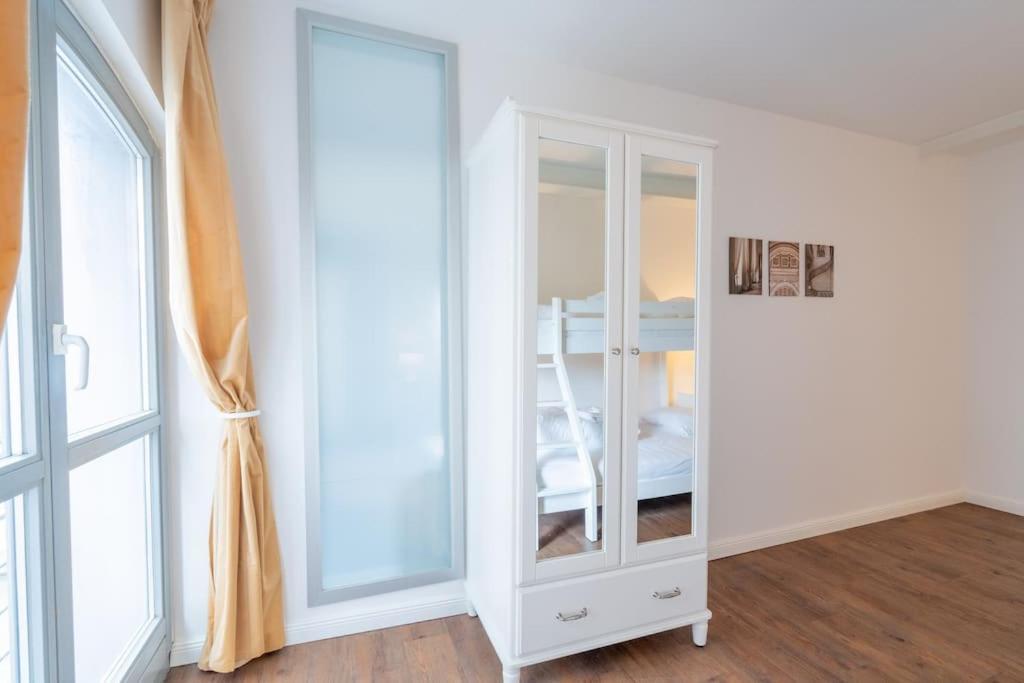 Zentral Gelegenes Premium-Apartment Mit Viel Tageslicht Hamburg-Harburg Exteriör bild